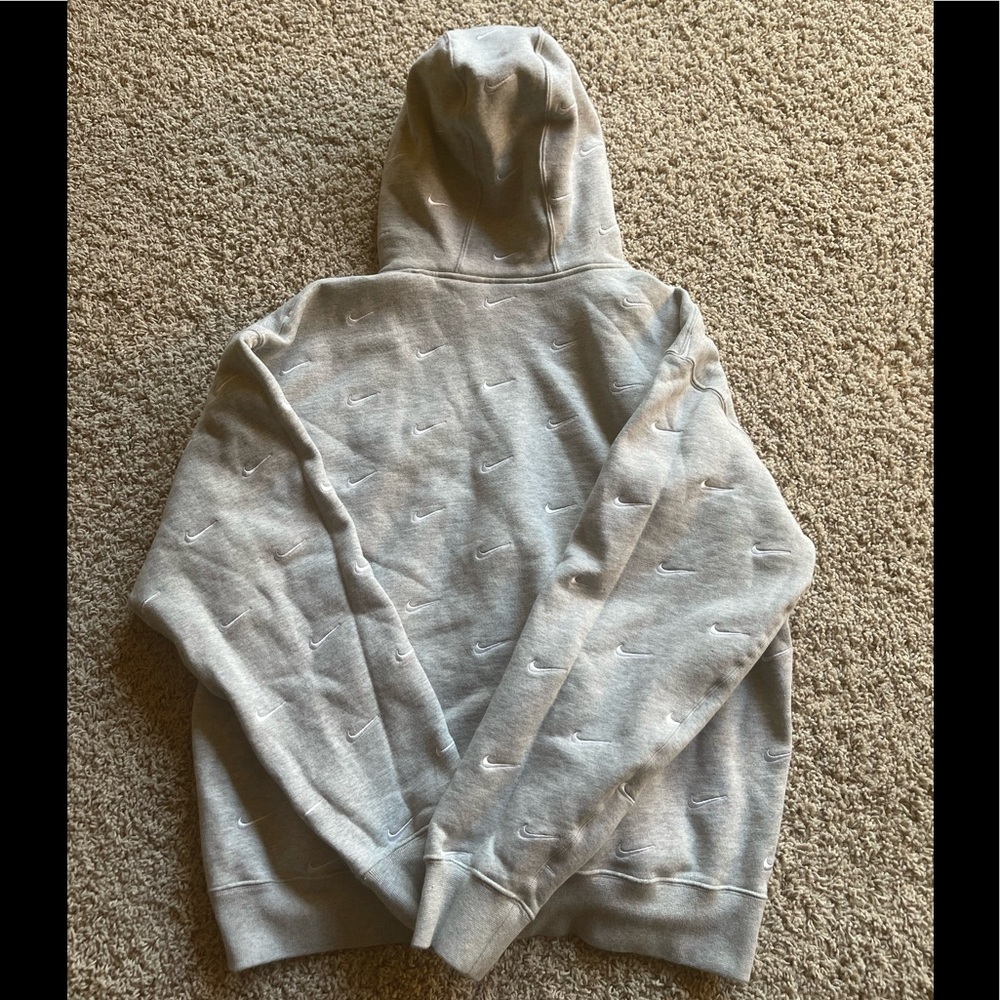 Nike hoodie - Picture 2 of 3
